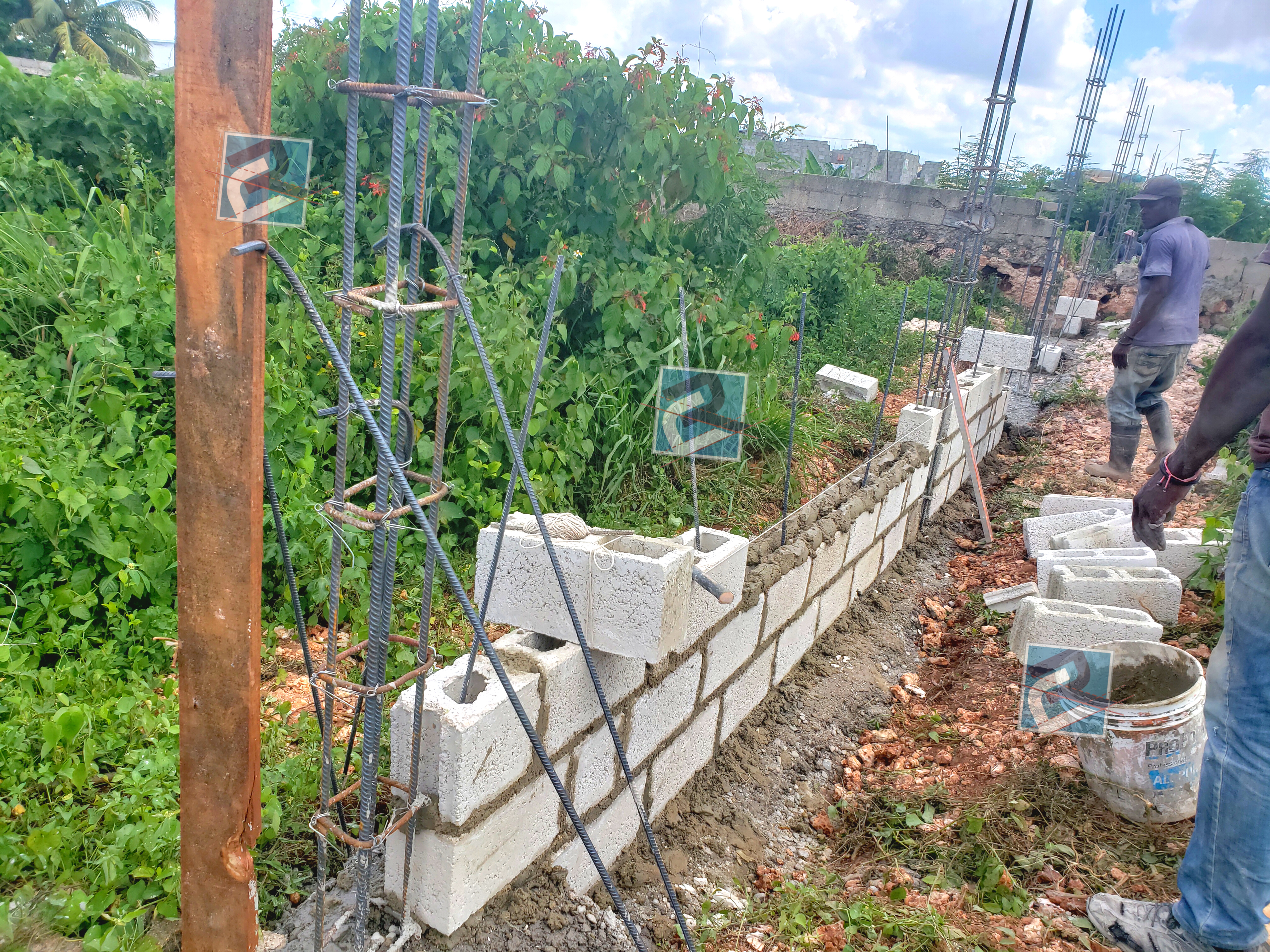 Construcción de Muros Perimetrales