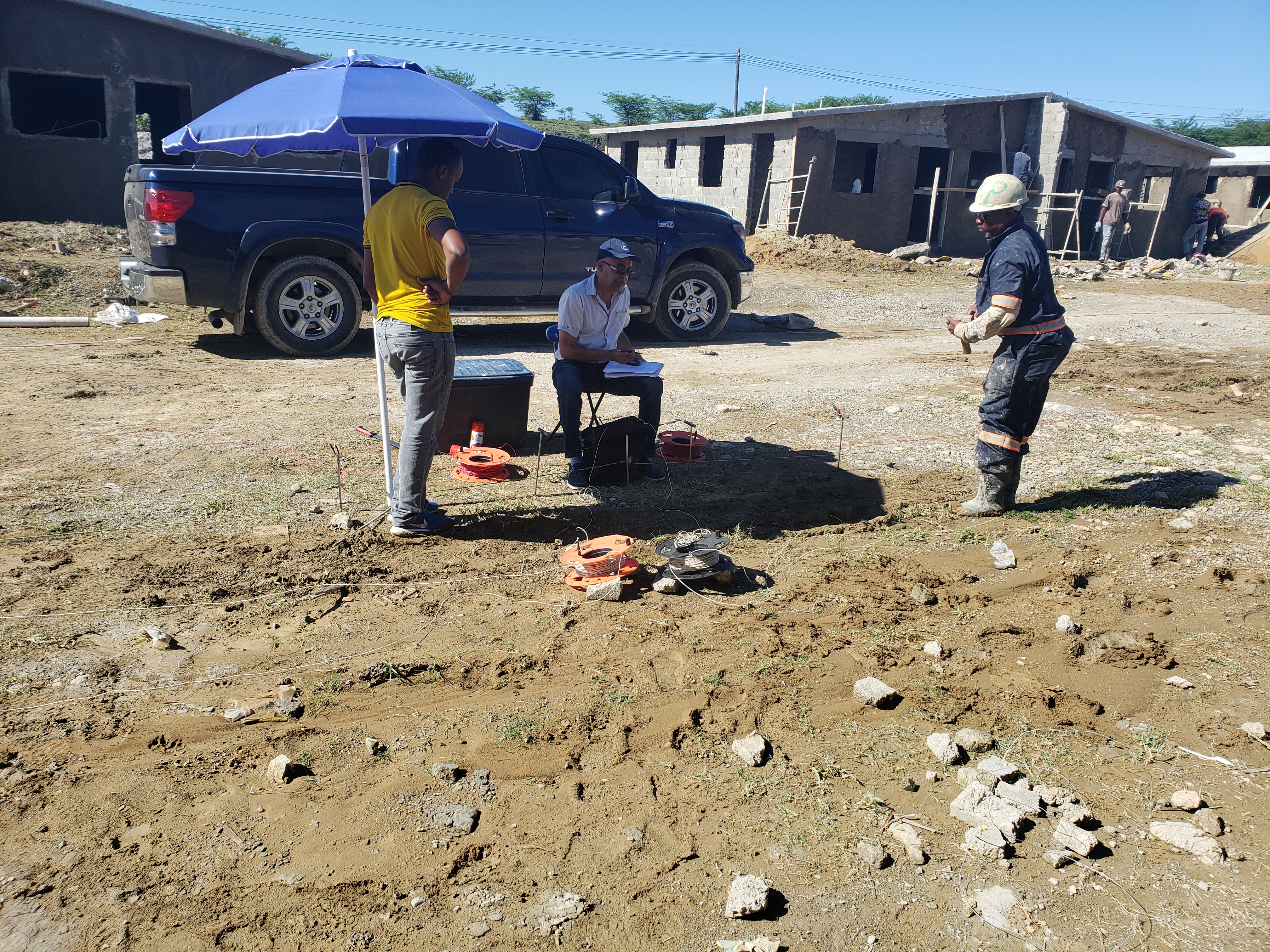 Estudios Hidrogeológicos y Geofísicos 1